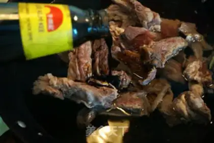 Make Red roasted cattle ribs step 3