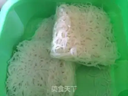 Make Meat-sniffed rice line step 3