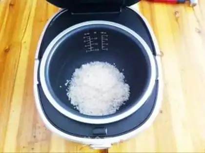 Make Old shrimp rice step 0