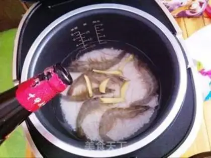 Make Old shrimp rice step 3