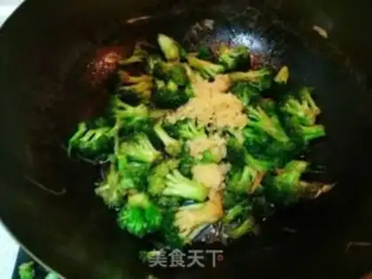 Make Garlic purified broccoli step 6