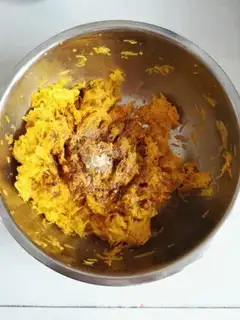 Make Pumpkin powder buns step 4