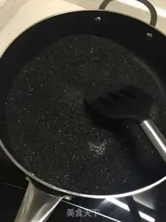 Make Homemade black sesame paste step 1