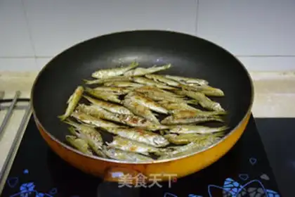 Make Wild stream fish dry step 3