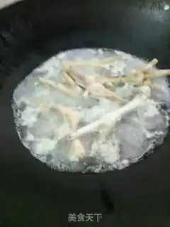 Make Red breast claws step 1