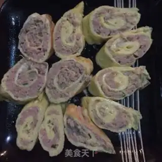 Make Delicious meat rolls step 6