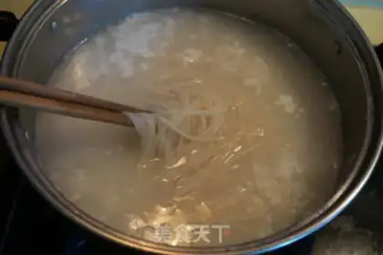 Make The raisins, the rice step 2