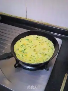 Make Onion omelet step 6