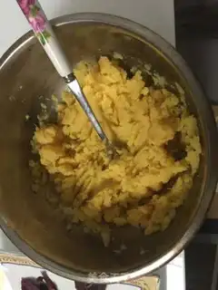 Make Red potato pineball step 0