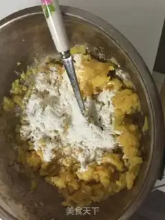 Make Red potato pineball step 1