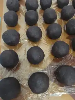 Make Red bean yogurt of broad moon cake step 8