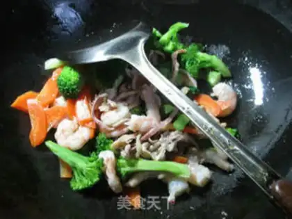 Make Seafood broccoli step 4