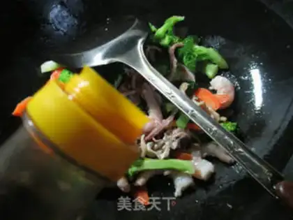 Make Seafood broccoli step 5