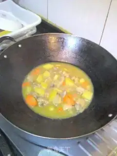 Make Curry potato chicken step 8