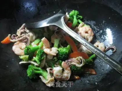 Make Seafood broccoli step 7