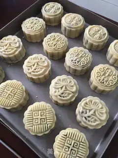 Make Red bean yogurt of broad moon cake step 22