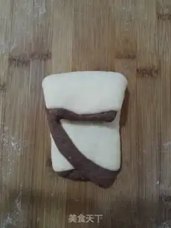 Make Double-coloured toast step 14