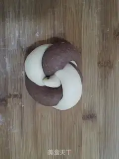 Make Double-coloured toast step 18