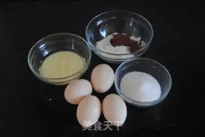 Make Rose chocolate roll step 0