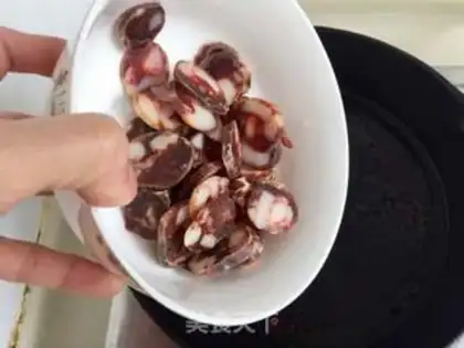 Make Snack pepper mushroom fried sausage step 3