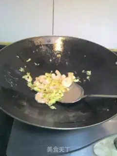 Make Shrimp egg noodles step 2