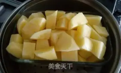 Make Potato-shell salad step 0