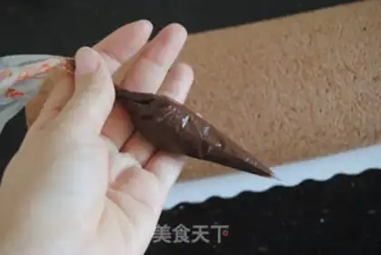 Make Rose chocolate roll step 15