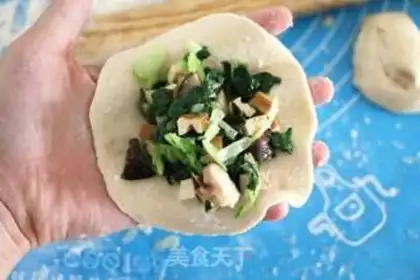 Make Frozen bean buns step 7