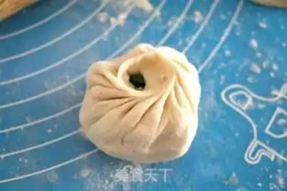 Make Frozen bean buns step 9