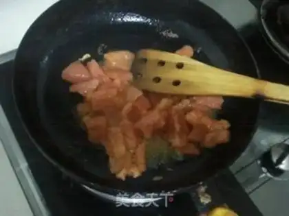 Make Chicken cheese, Italy. Noodles step 1