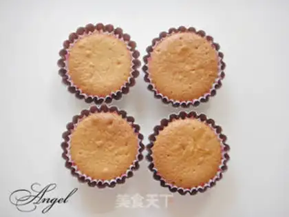 Make A flower, honey cake step 9