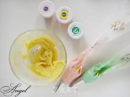 Make A flower, honey cake step 10