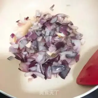 Make Curry chicken leg meat step 4