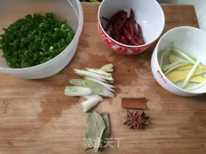 Make Spicy spicy little squirt step 1