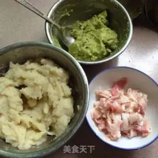 Make Butter bacon cheese pie step 5