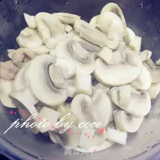 Make Chicken mushrooms and rice soup step 7