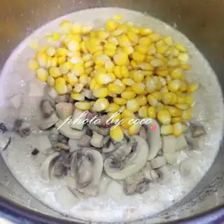 Make Chicken mushrooms and rice soup step 9
