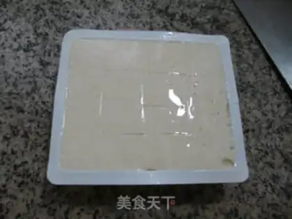 Make Crayfish tofu step 1