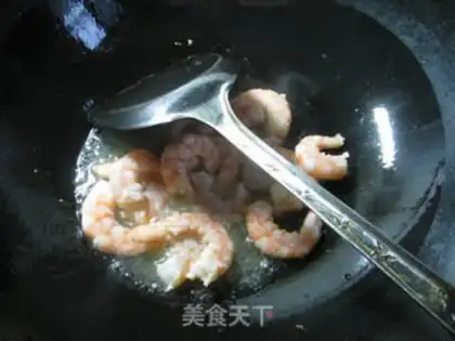 Make Crayfish tofu step 3