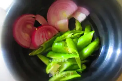 Make A thousand pieces of silk for the celery step 1
