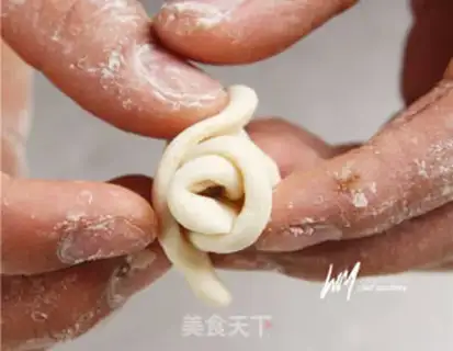Make Rose roses and bread step 8
