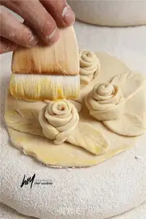 Make Rose roses and bread step 14