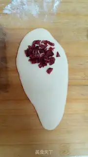 Make Cranberry rolls step 5