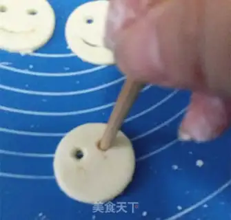 Make Smiley potatoes step 6