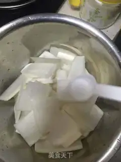 Make Old vinegar chili step 1