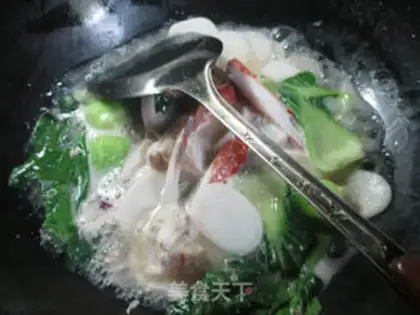 Make Crabs with green vegetables step 5