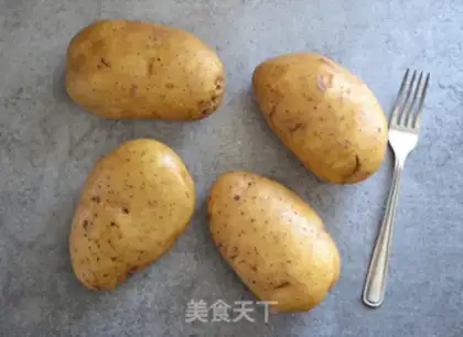 Make Cheese roasted potatoes step 0
