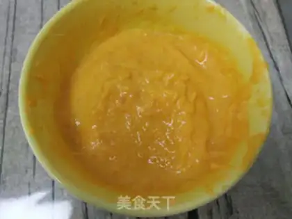 Make Carrot yogurt cake step 1