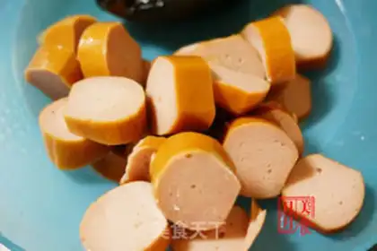 Make Cracker sausage apples step 2