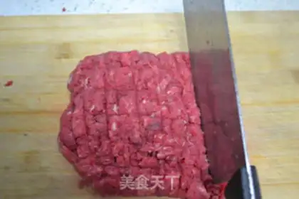 Make Beef acid soup dumplings step 3